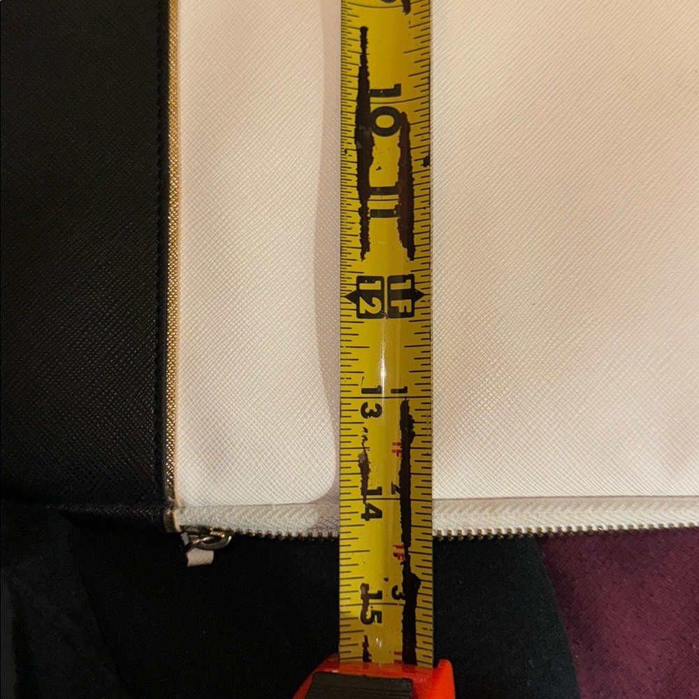 KS White & Black Padded Laptop Case with Gold Accents - Picture 4 of 5